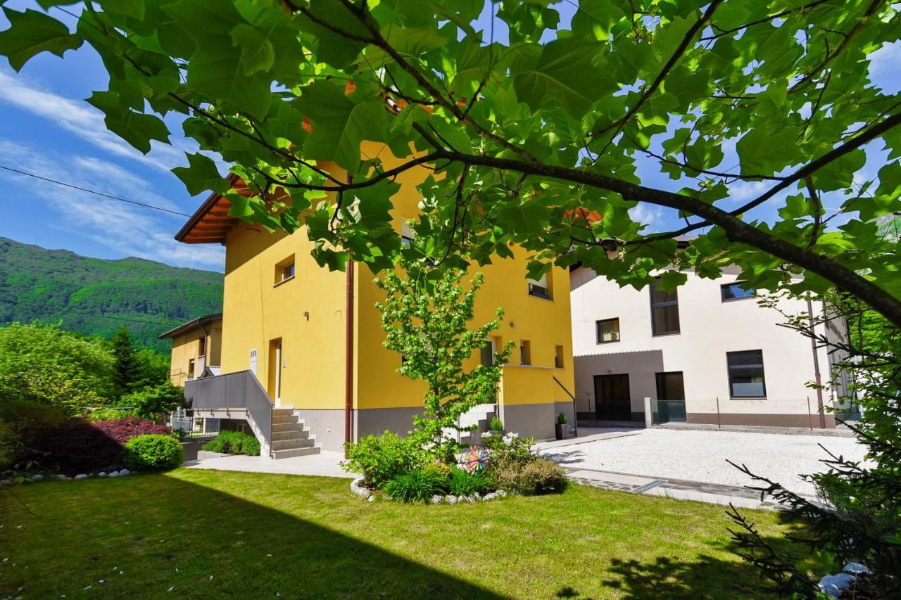 Apartment And Rooms Hisa Sonca Kobarid Esterno foto