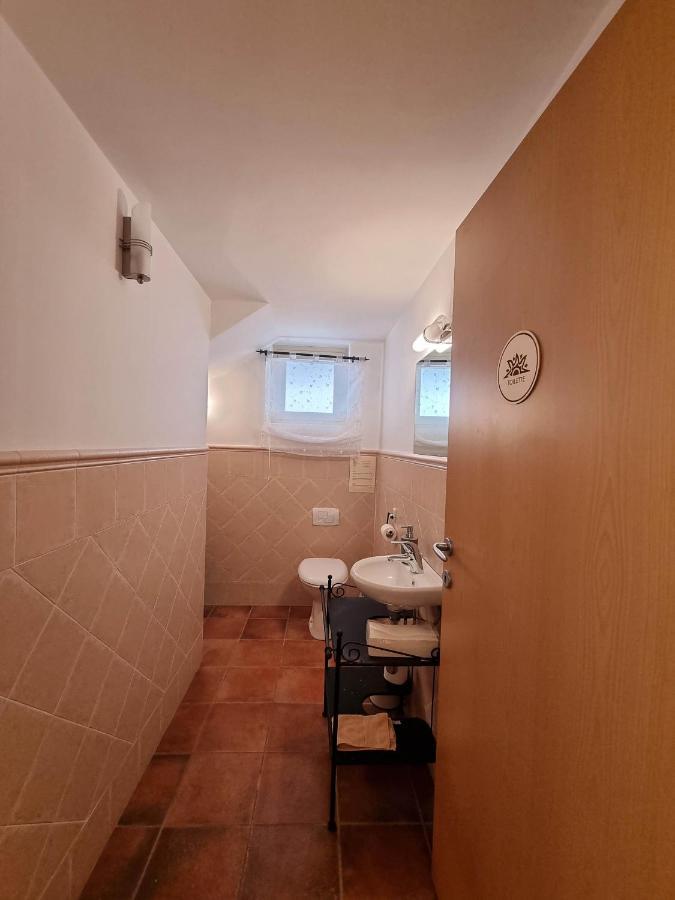 Apartment And Rooms Hisa Sonca Kobarid Esterno foto