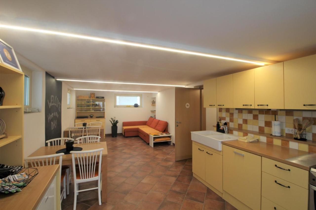 Apartment And Rooms Hisa Sonca Kobarid Esterno foto
