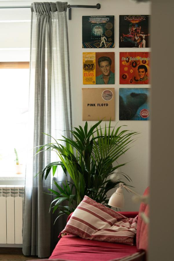 Apartment And Rooms Hisa Sonca Kobarid Esterno foto