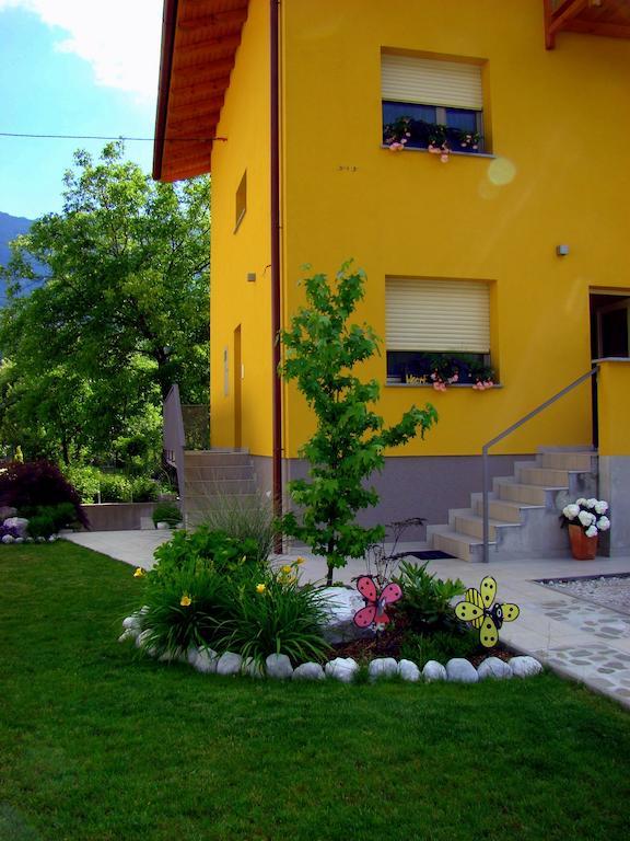 Apartment And Rooms Hisa Sonca Kobarid Esterno foto